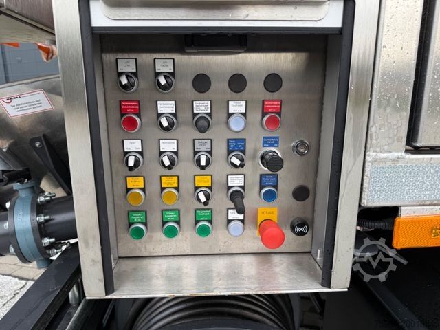 Vacuümtankwagen MERCEDES-BENZ Arocs 2548 6x2 / KROLL ADR-Kombi K 14,0 / 28 PE