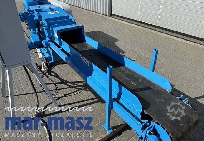 Hakselaar / Versnipperaar ŻEFAM DVBA 101