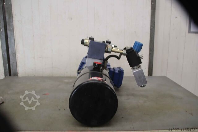 Hydraulisk kraftaggregat 3,0 kW Kramp EM100LB4-B14-500