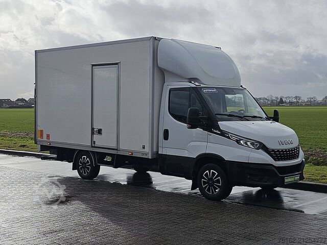 Maleta IVECO DAILY 35S16 Bakwagen Laadklep!