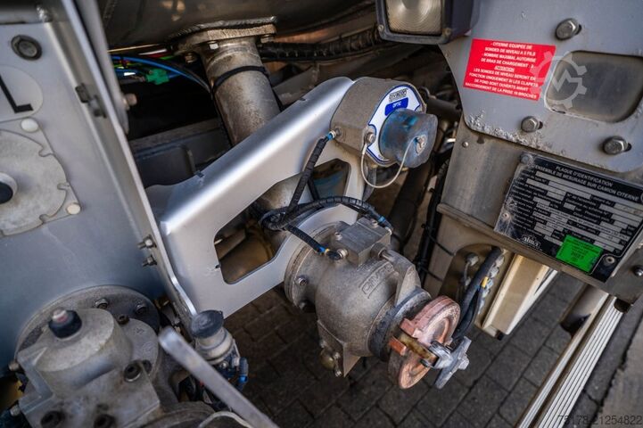 Fuel tanker DAF CF 460 + MAGYAR 12.000L/4COMP+INTARDER