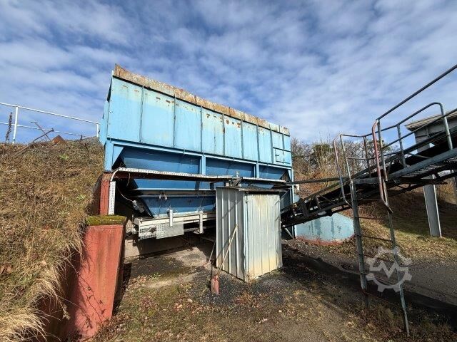 Buncăr de alimentare Sonstige Aufgabebunker