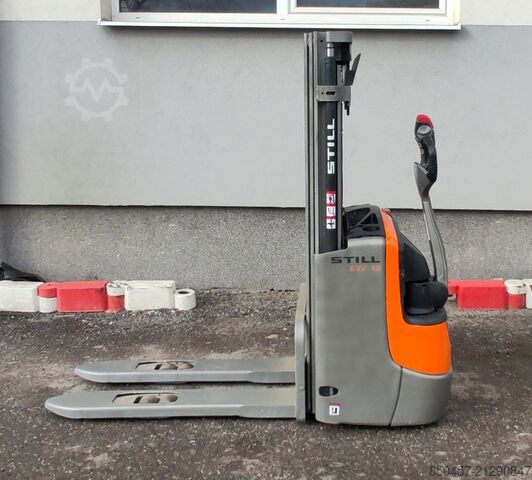 Palettenstapler Still EXV 12 new batt