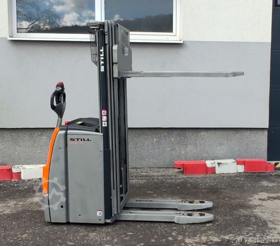 Sztaplarki paletowe Still EXV 14i new batt/ initial/ 2823h/ 4,26m