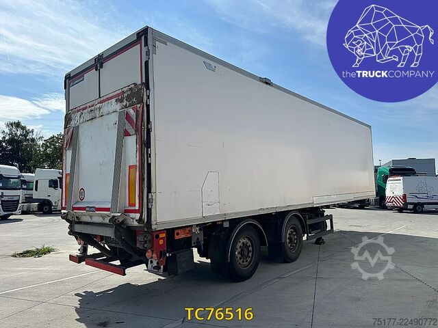 Chladírenská/mrazírenská přeprava System Trailers 
