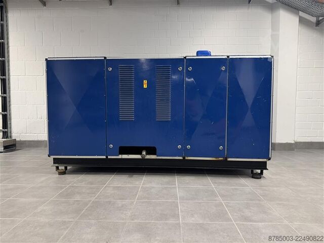 Kompresor śrubowy 30 kW / 10 bar BOGE VEX 40D11