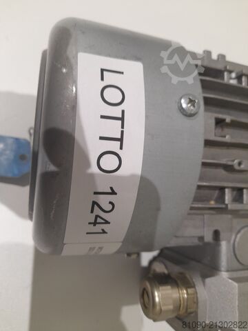 Motorreductor lado izquierdo, transporte de entrada 0,37kW  4-070-01-2267