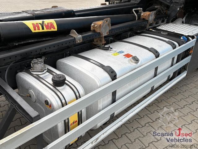 Kippers vrachtauto Scania R 450 B6x2*4NA RETARDER PARK AIRCO HOOKLIFT 26T