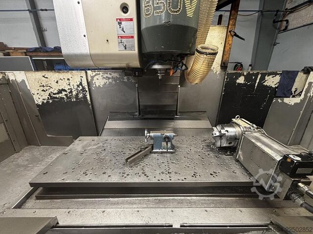 POLOVNI VERTIKALNI OBRADNI CENTAR PROIZVOĐAČA ENSHU, MODEL 650 V ENSHU 650 V