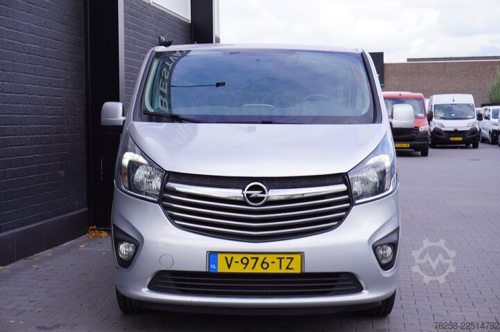 Furgoneta de reparto doble cabina Opel Vivaro 1.6 CDTI 125PK L2 Dubbele Cabine EURO 6 ...