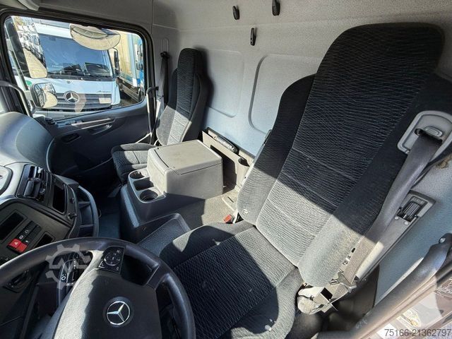 Sandučar MERCEDES-BENZ ATEGO 818 L Koffer 7m LBW 1 TO.*SEITENTÜR