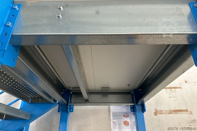 Platforma magazynowa 550m² Stow 