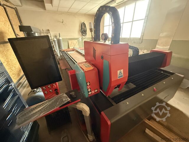 Fiber lasersnijmachine CAMEL CNC CA 1540