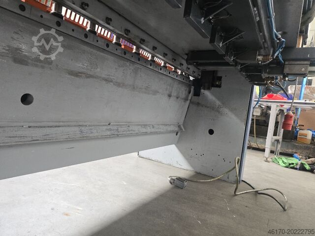 Hidrolik giyotin makası Safan HT (M Shear) 310 4