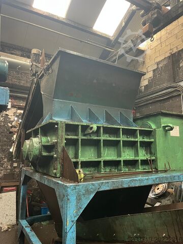 Altreifen-Recyclinganlage Saturn 