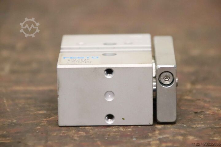 Kılavuz silindir Festo DFM 16-10-P-A-GF  170832