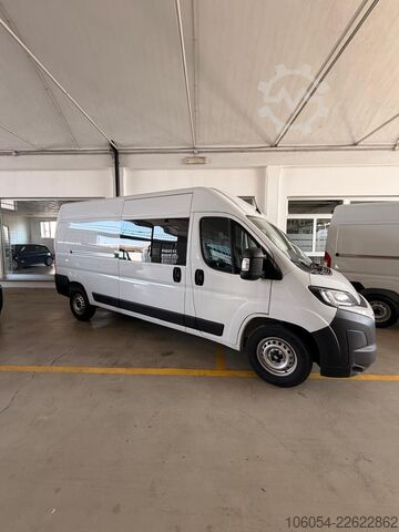 üléses furgon FIAT Ducato Maxi