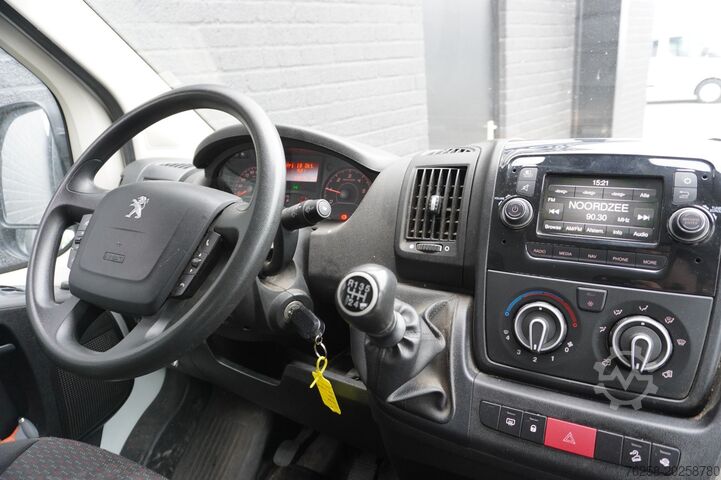 Platformwagen dubbele cabine Peugeot Boxer 2.2 BlueHDi L3 Openlaad Dubbel Cabine EUR...