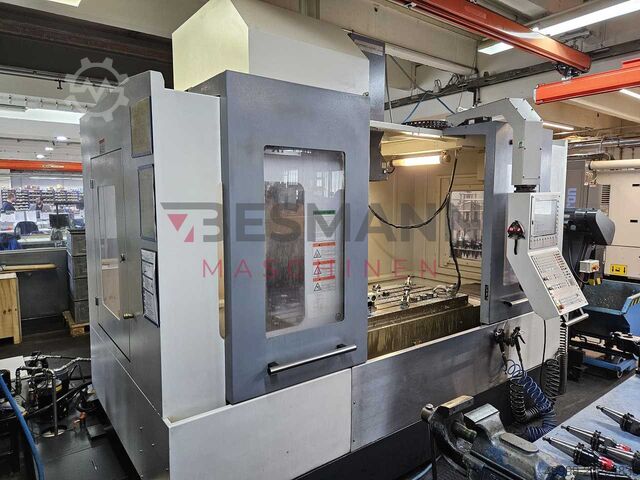 Megmunkáló központ Akira Seiki Dugard 1350 XP