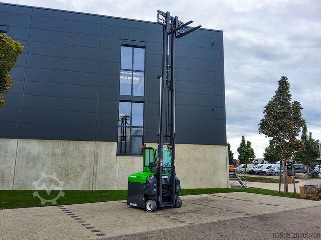4-Wege Stapler Combilift CBE 3000