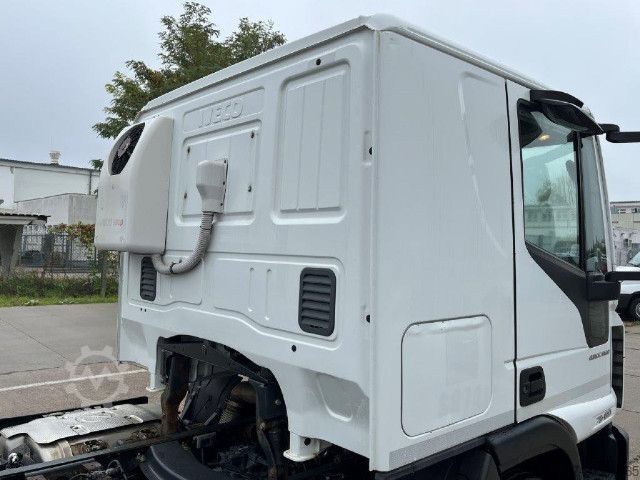 Transporter Fahrgestell IVECO ML75E19/P / EURO-6 / L-Haus / Standlima / Webasto