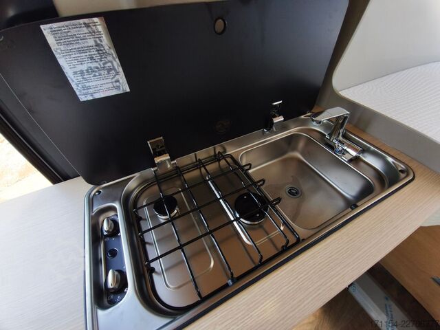 Kamper LMC Innovan pure 640, Automatik,Längsbetten,Model 27