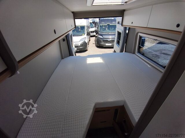Kamper LMC Innovan pure 640, Automatik,Längsbetten,Model 27