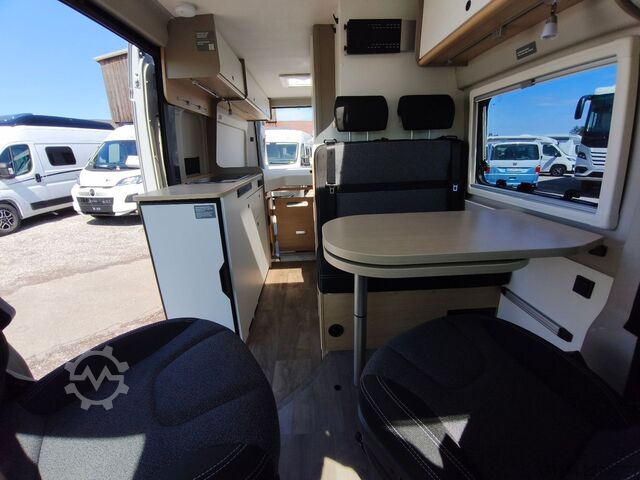 Kamper LMC Innovan pure 640, Automatik,Längsbetten,Model 27