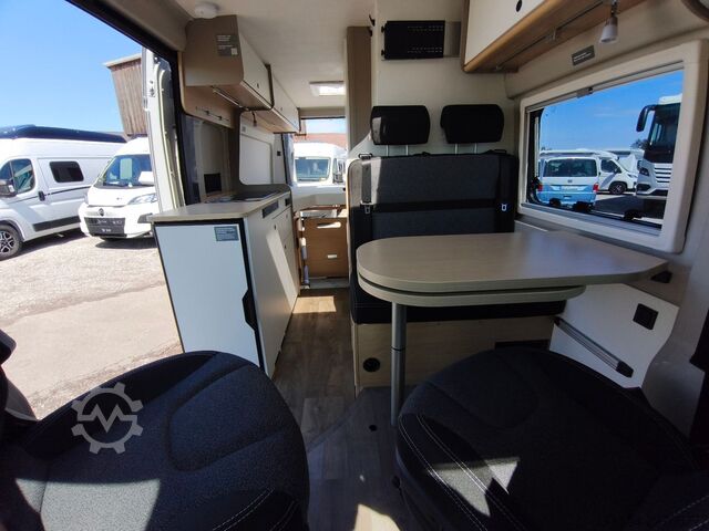 Kamper LMC Innovan pure 640, Automatik,Längsbetten,Model 27