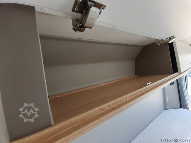 Kamper LMC Innovan pure 640, Automatik,Längsbetten,Model 27