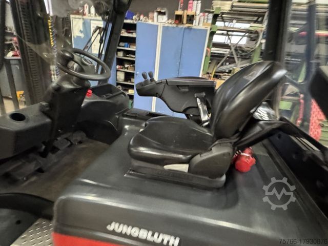 Frontgaffeltruck LINDE E 30 L-01 / 506 STUNDEN / TOP !!!