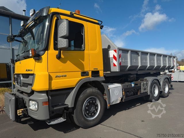 Kampós konténerszállító teherautó MERCEDES-BENZ Actros 2846 6x4 Mulitlift XR21S Retarder,Klima