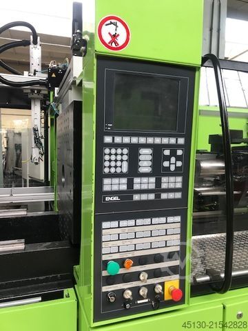 Máquina de moldagem por injeção Engel Victory 330/110 Tech