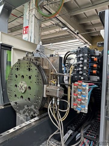 Injection molding machine Engel Victory 330H/200V/140 combi Ecodrive