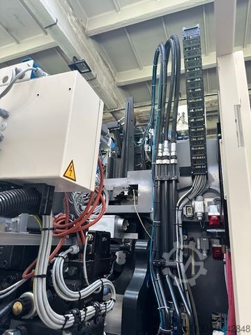 Máquina de moldagem por injeção ENGEL Victory 330H/80V/160 combi Ecodrive