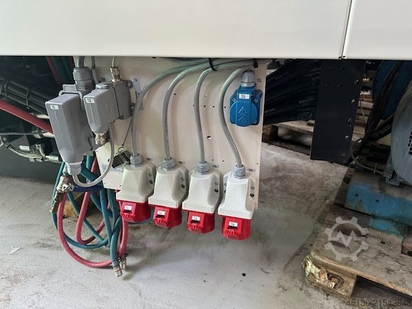 Máquina de moldagem por injeção ENGEL Victory 330H/80V/160 combi Ecodrive