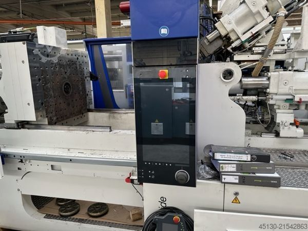 Máquina de moldagem por injeção Engel Victory 200H/60W/180 combi