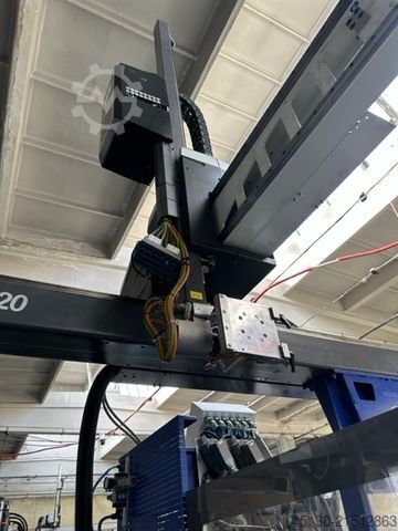 Máquina de moldagem por injeção Engel Victory 200H/60W/180 combi