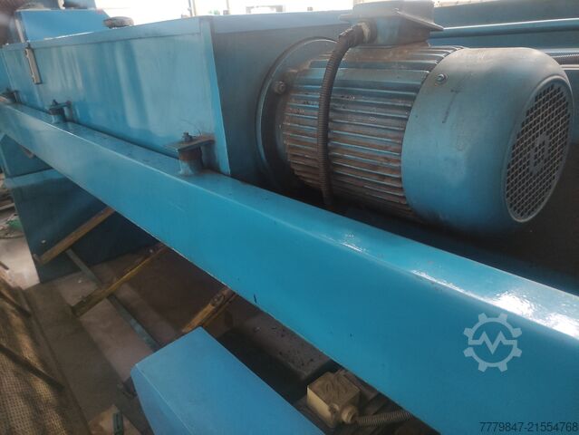 Hydraulické gilotinové nůžky ALLMAC industries 8 X 3200 MM