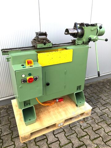 Plans- og centreringsmaskine KUHN KAZ 80-2  Anfas & Zentriermaschine