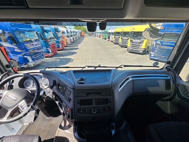 Standard SZM DAF XF 530 * SC * ADR * RETARDER * ACC * PARKCOOL *