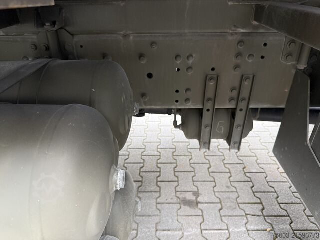 Φορτηγό πλατφόρμα με μουσαμά Iveco EuroTrakker 190E35W 4X4 Ex Armee