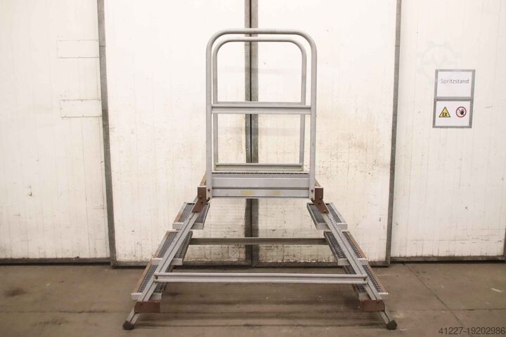Strojní schody Günzburger 4-stufig
