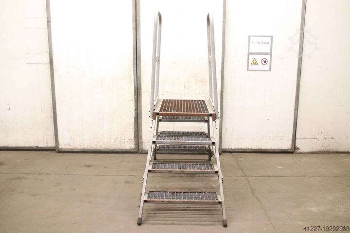 Strojní schody Günzburger 4-stufig