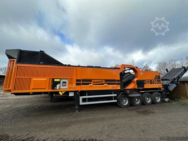 Mobile shredding plant Doppstadt DZ 750 Kombi / 199.000 EUR net
