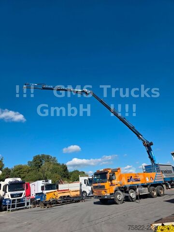 Vrachtauto met open laadbak VOLVO FM12-380 / 8X4 / 28m Hiab Kran / WINCH