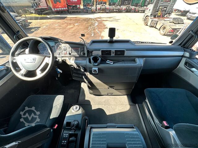 Autocarro con pianale e telone MAN TGX 26.440 6x2 BL Plane & Retarder /EDSCHA