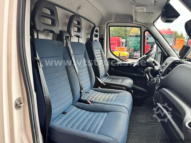 Furgone centinato IVECO Daily 70 C Pritsche-Plane Laddebordwand