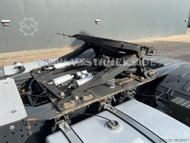 Volume trekker IVECO Stralis 480 4x2  I Retarder Hubsattelplatte