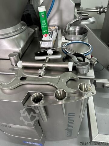 Machine de remplissage sous vide HANDTMANN VF-628